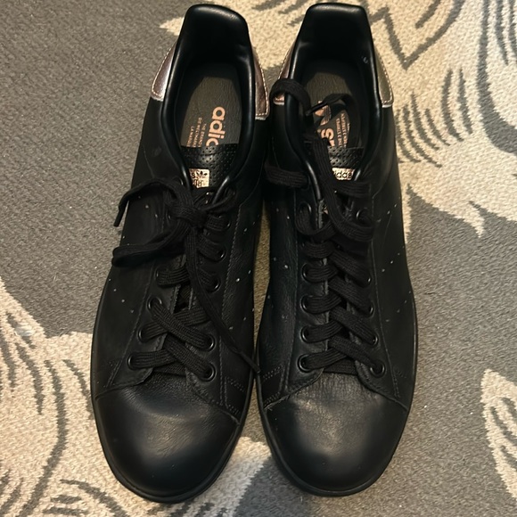 New without tags. Stan smith adidas. Size 9 - Picture 2 of 6